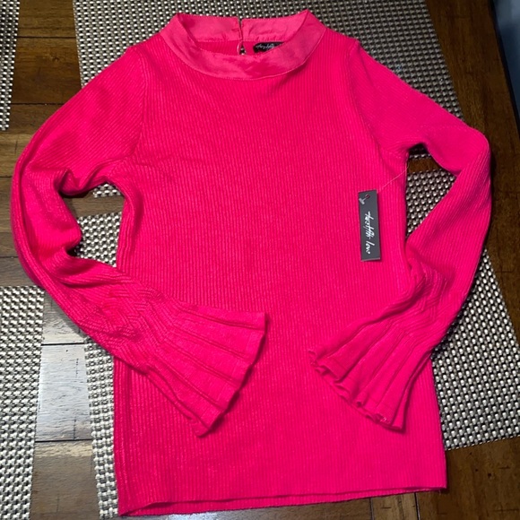 Ladies twelfth love sweater - Picture 3 of 5